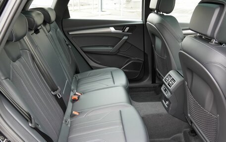 Audi Q5, 2025 год, 5 990 000 рублей, 24 фотография