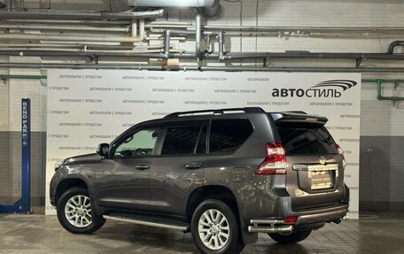 Toyota Land Cruiser Prado 150 рестайлинг 2, 2015 год, 3 649 000 рублей, 7 фотография