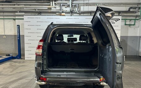 Toyota Land Cruiser Prado 150 рестайлинг 2, 2015 год, 3 649 000 рублей, 9 фотография