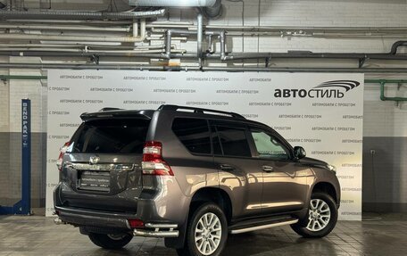 Toyota Land Cruiser Prado 150 рестайлинг 2, 2015 год, 3 649 000 рублей, 5 фотография