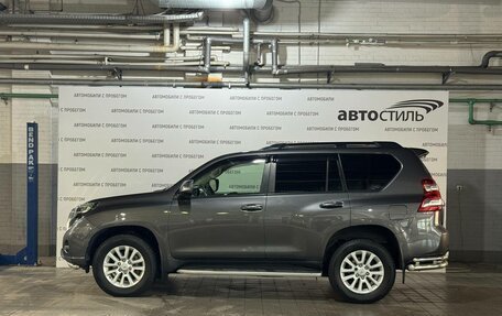 Toyota Land Cruiser Prado 150 рестайлинг 2, 2015 год, 3 649 000 рублей, 8 фотография
