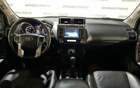 Toyota Land Cruiser Prado 150 рестайлинг 2, 2015 год, 3 649 000 рублей, 11 фотография