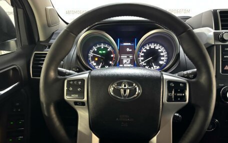 Toyota Land Cruiser Prado 150 рестайлинг 2, 2015 год, 3 649 000 рублей, 13 фотография