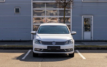 Volkswagen Passat B7, 2013 год, 1 195 000 рублей, 2 фотография