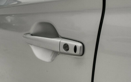 Mitsubishi Outlander III рестайлинг 3, 2017 год, 1 780 000 рублей, 27 фотография