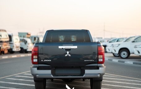 Mitsubishi L200, 2026 год, 4 990 000 рублей, 4 фотография