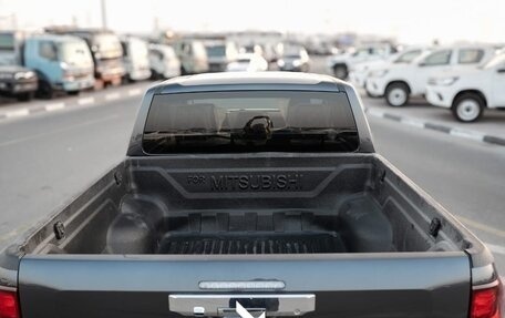 Mitsubishi L200, 2026 год, 4 990 000 рублей, 5 фотография