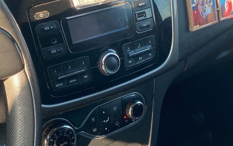 Renault Sandero II рестайлинг, 2017 год, 1 100 000 рублей, 7 фотография