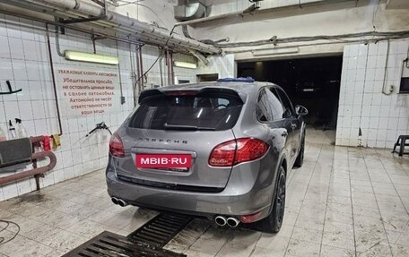 Porsche Cayenne III, 2011 год, 2 140 000 рублей, 3 фотография