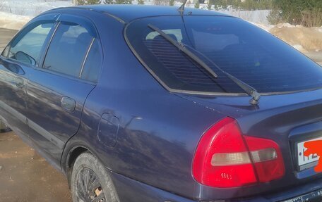 Mitsubishi Carisma I, 2002 год, 300 000 рублей, 10 фотография