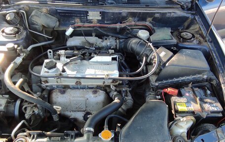 Mitsubishi Carisma I, 2002 год, 300 000 рублей, 21 фотография