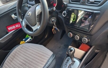 KIA Rio III рестайлинг, 2015 год, 860 000 рублей, 5 фотография