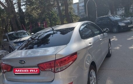 KIA Rio III рестайлинг, 2015 год, 860 000 рублей, 6 фотография