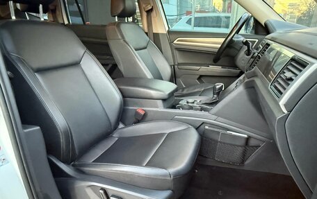 Volkswagen Teramont I, 2018 год, 2 930 000 рублей, 25 фотография