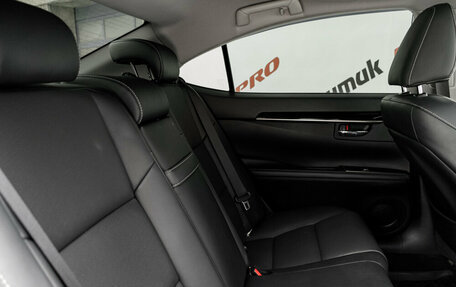 Lexus ES VII, 2015 год, 2 585 000 рублей, 31 фотография