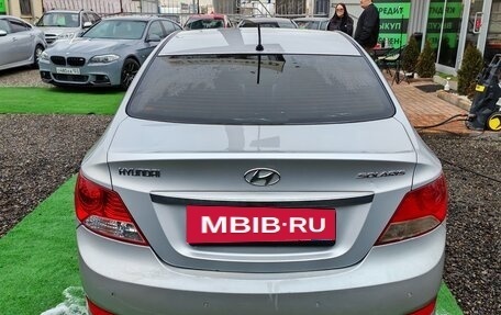 Hyundai Solaris II рестайлинг, 2011 год, 750 000 рублей, 3 фотография