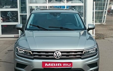 Volkswagen Tiguan II, 2020 год, 3 450 000 рублей, 2 фотография