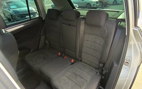 Volkswagen Tiguan II, 2020 год, 3 450 000 рублей, 11 фотография