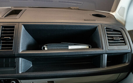 Volkswagen Transporter T6 рестайлинг, 2018 год, 2 629 000 рублей, 8 фотография