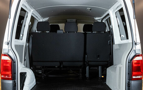Volkswagen Transporter T6 рестайлинг, 2018 год, 2 629 000 рублей, 18 фотография