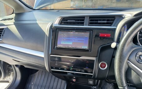 Honda Fit III, 2014 год, 740 000 рублей, 8 фотография