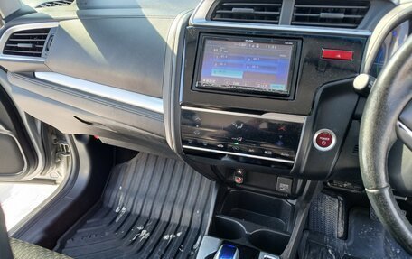 Honda Fit III, 2014 год, 740 000 рублей, 9 фотография