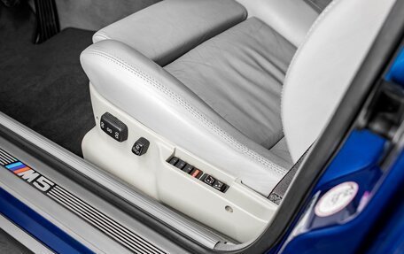 BMW M5, 1992 год, 19 000 000 рублей, 13 фотография