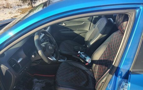 KIA Rio IV, 2018 год, 1 450 000 рублей, 4 фотография