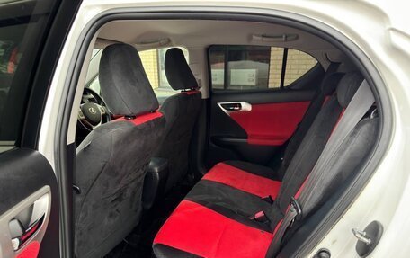 Lexus CT I рестайлинг, 2011 год, 1 270 000 рублей, 17 фотография