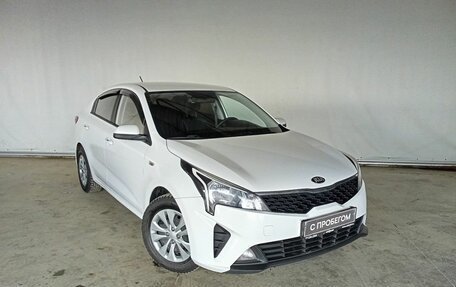 KIA Rio IV, 2021 год, 1 390 000 рублей, 3 фотография