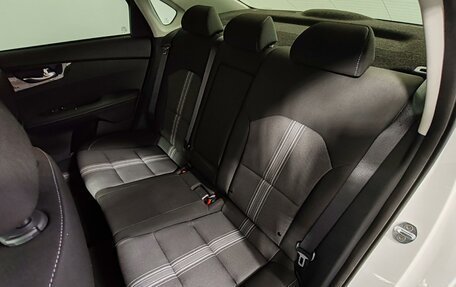 KIA Cerato IV, 2021 год, 2 055 000 рублей, 21 фотография