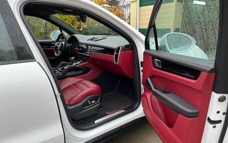 Porsche Cayenne III, 2019 год, 7 800 000 рублей, 8 фотография