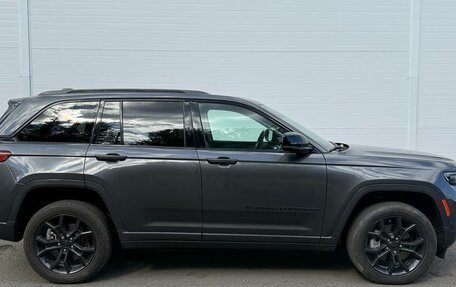 Jeep Grand Cherokee, 2023 год, 6 400 000 рублей, 2 фотография