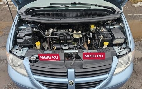 Dodge Caravan IV, 2004 год, 875 000 рублей, 5 фотография