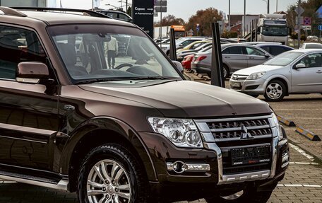 Mitsubishi Pajero IV, 2017 год, 2 455 000 рублей, 9 фотография