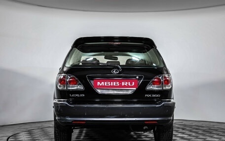 Lexus RX IV рестайлинг, 2002 год, 699 000 рублей, 6 фотография