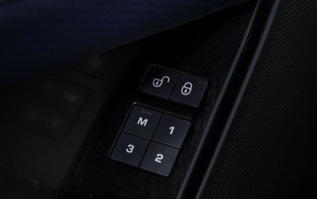 Land Rover Range Rover Velar I, 2020 год, 4 650 000 рублей, 26 фотография