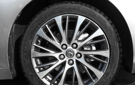 Lexus ES VII, 2019 год, 3 700 000 рублей, 24 фотография