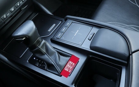 Lexus ES VII, 2019 год, 3 700 000 рублей, 16 фотография