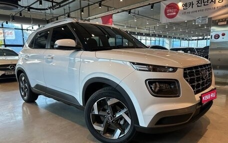 Hyundai Venue I, 2023 год, 2 400 000 рублей, 1 фотография