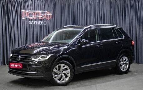 Volkswagen Tiguan II, 2021 год, 3 398 000 рублей, 1 фотография