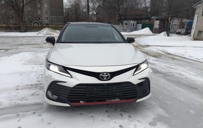 Toyota Camry, 2021 год, 1 900 000 рублей, 1 фотография