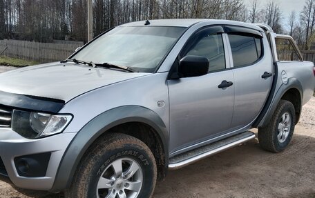 Mitsubishi L200 IV рестайлинг, 2011 год, 1 180 000 рублей, 1 фотография