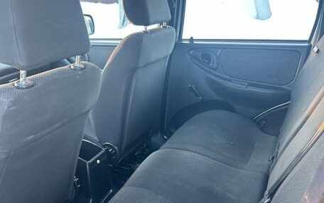 Chevrolet Niva I рестайлинг, 2018 год, 690 000 рублей, 6 фотография