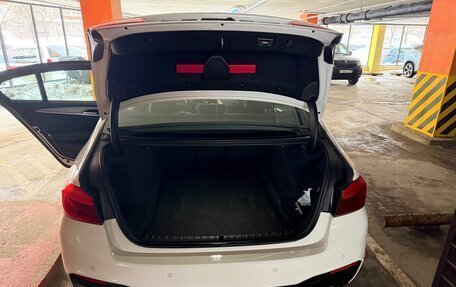 BMW 5 серия, 2019 год, 4 350 000 рублей, 14 фотография