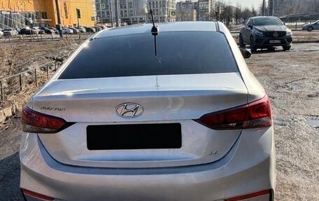 Hyundai Solaris II рестайлинг, 2017 год, 1 550 000 рублей, 3 фотография