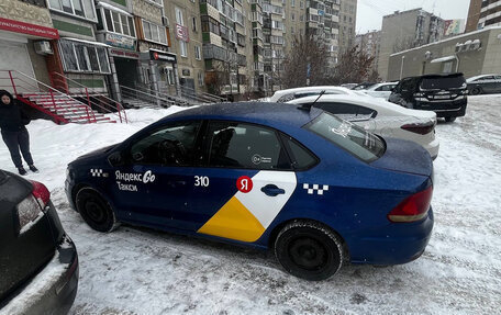 Volkswagen Polo VI (EU Market), 2019 год, 700 000 рублей, 2 фотография