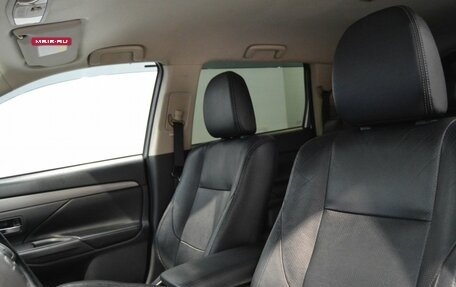 Mitsubishi Outlander III рестайлинг 3, 2012 год, 1 500 000 рублей, 14 фотография