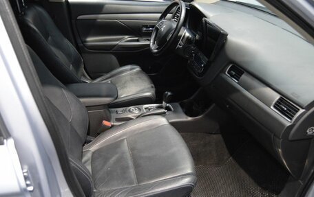 Mitsubishi Outlander III рестайлинг 3, 2012 год, 1 500 000 рублей, 31 фотография