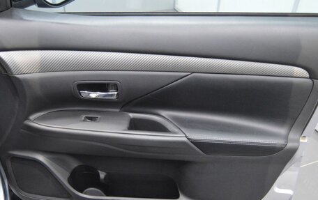 Mitsubishi Outlander III рестайлинг 3, 2012 год, 1 500 000 рублей, 30 фотография